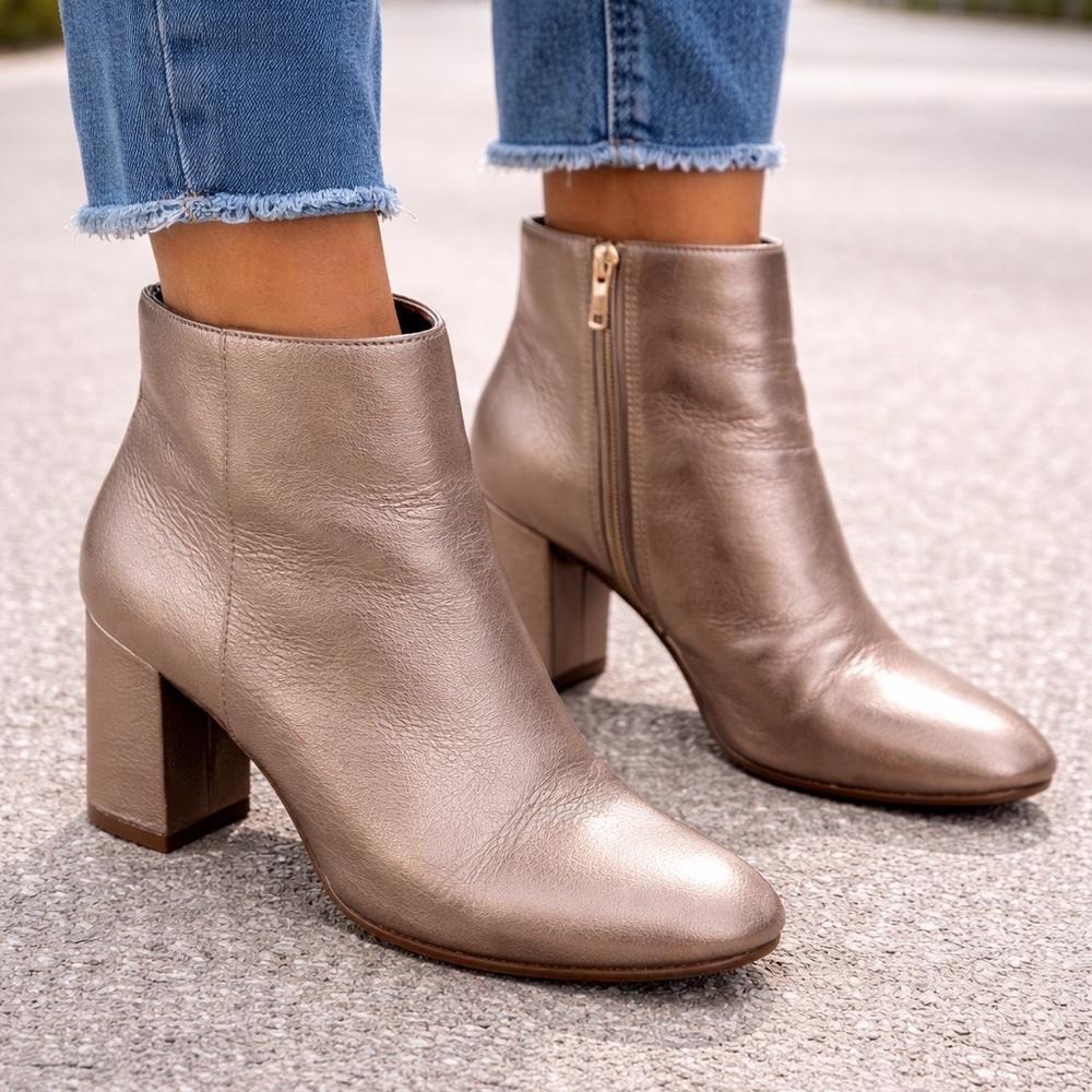 ANTONIO MELANI Metallic Taupe Ankle Boots with Block Heel‎ 7M